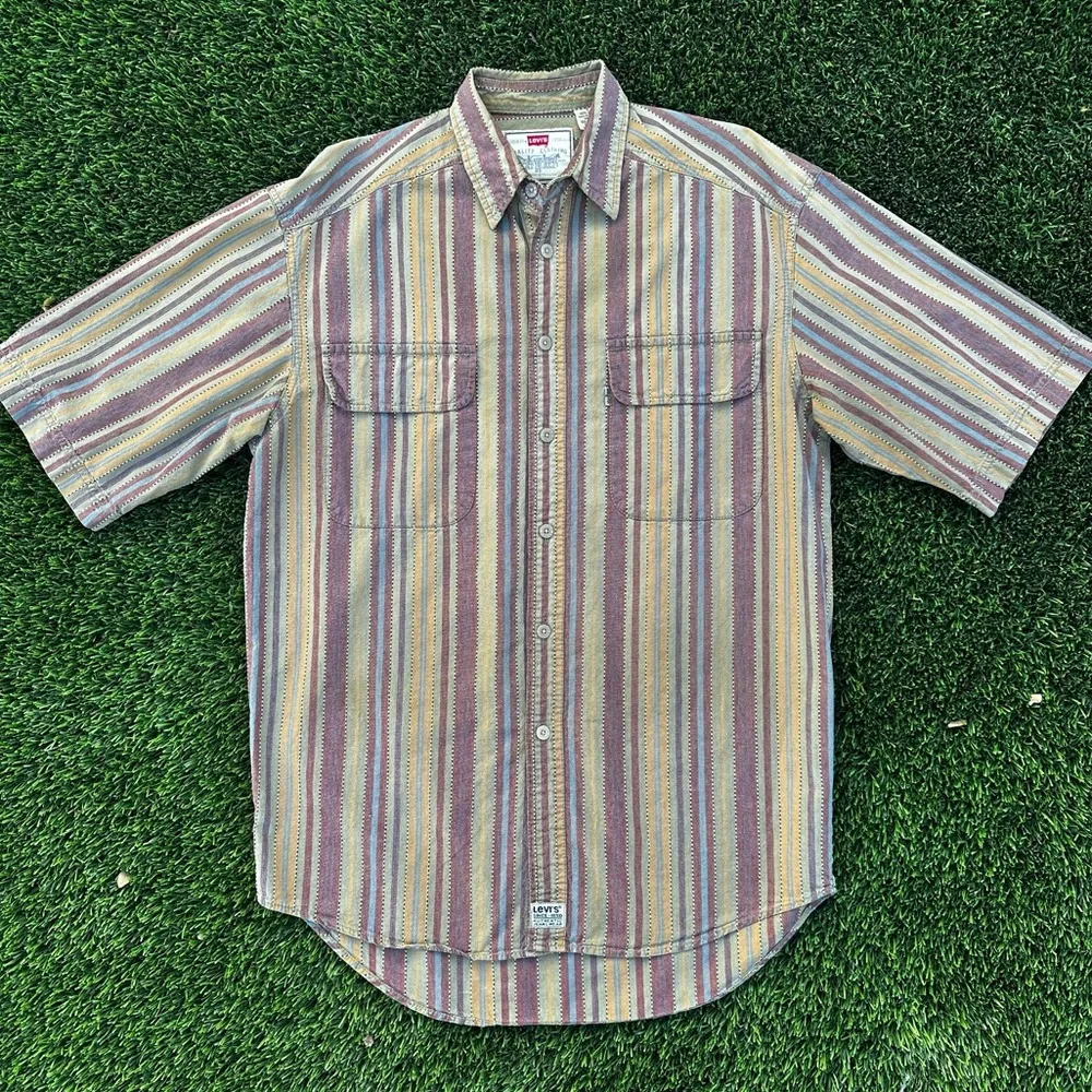 Vintage Levi’s 100% Striped Multicolor short sleeve button-down Men's Shirt S